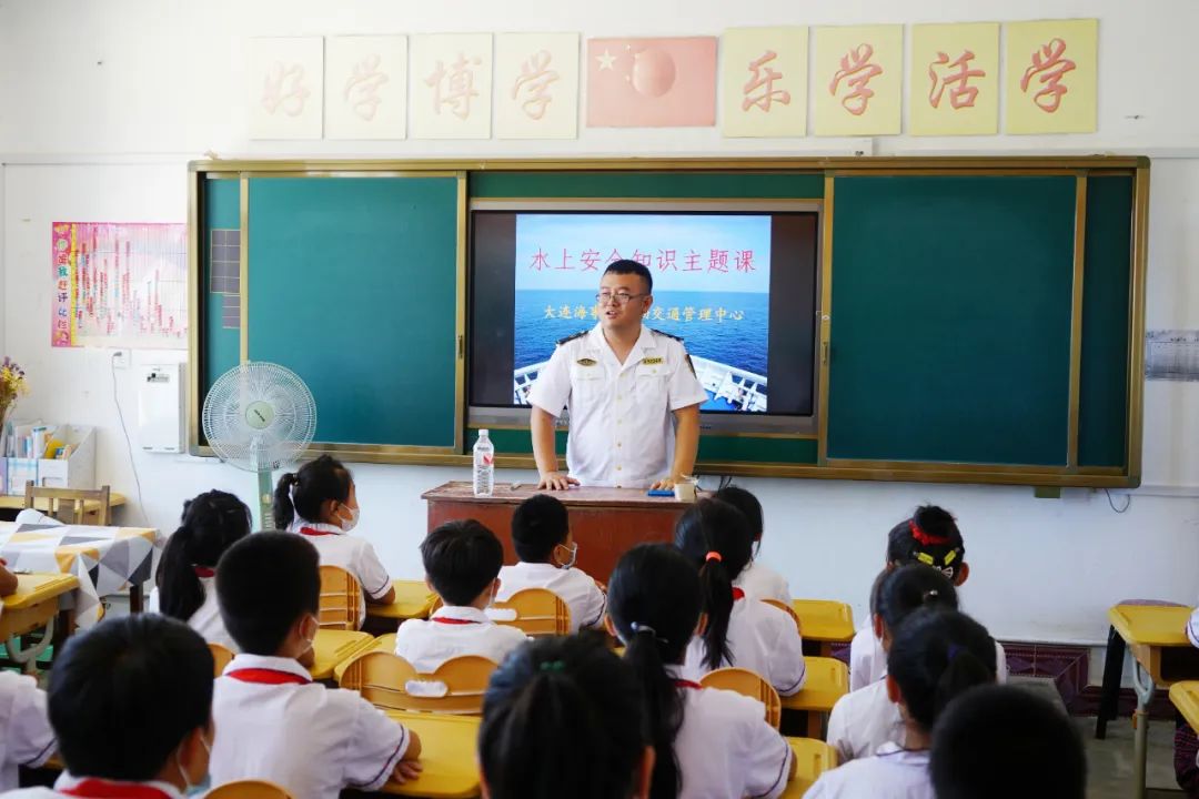 龙子湖区小学领导团队引领学校迈向新篇章发展之路