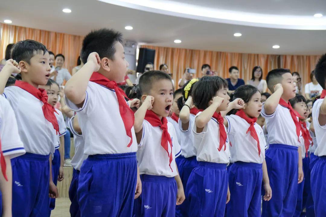 荔湾区小学领导最新概览